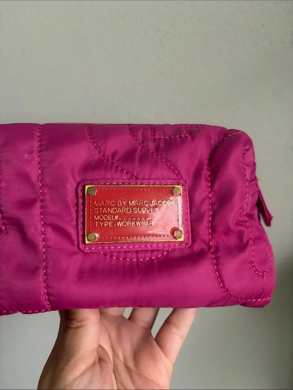 Marc By Marc Jacobs compact pink